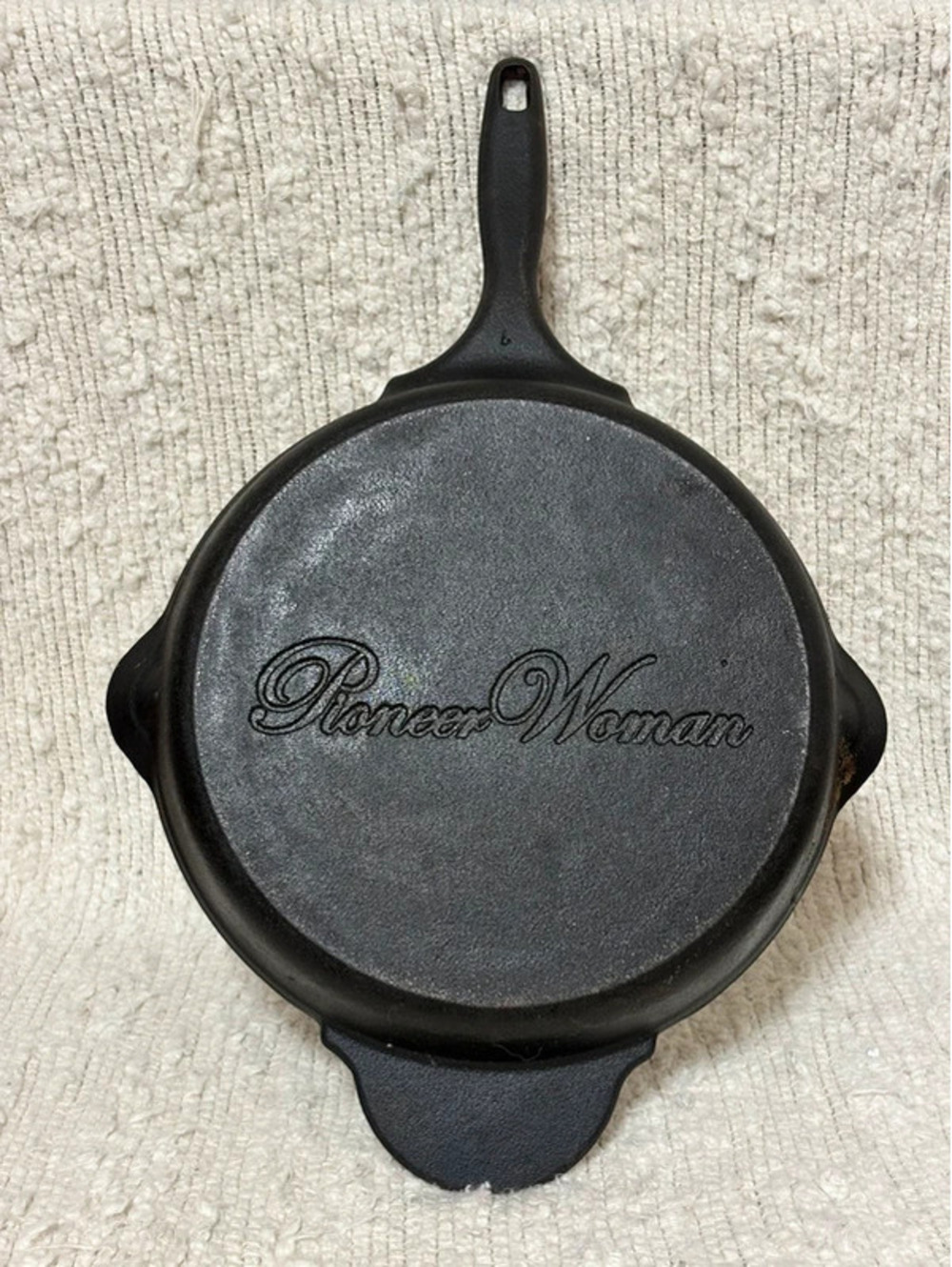 8 inch, pioneer women cast iron pan